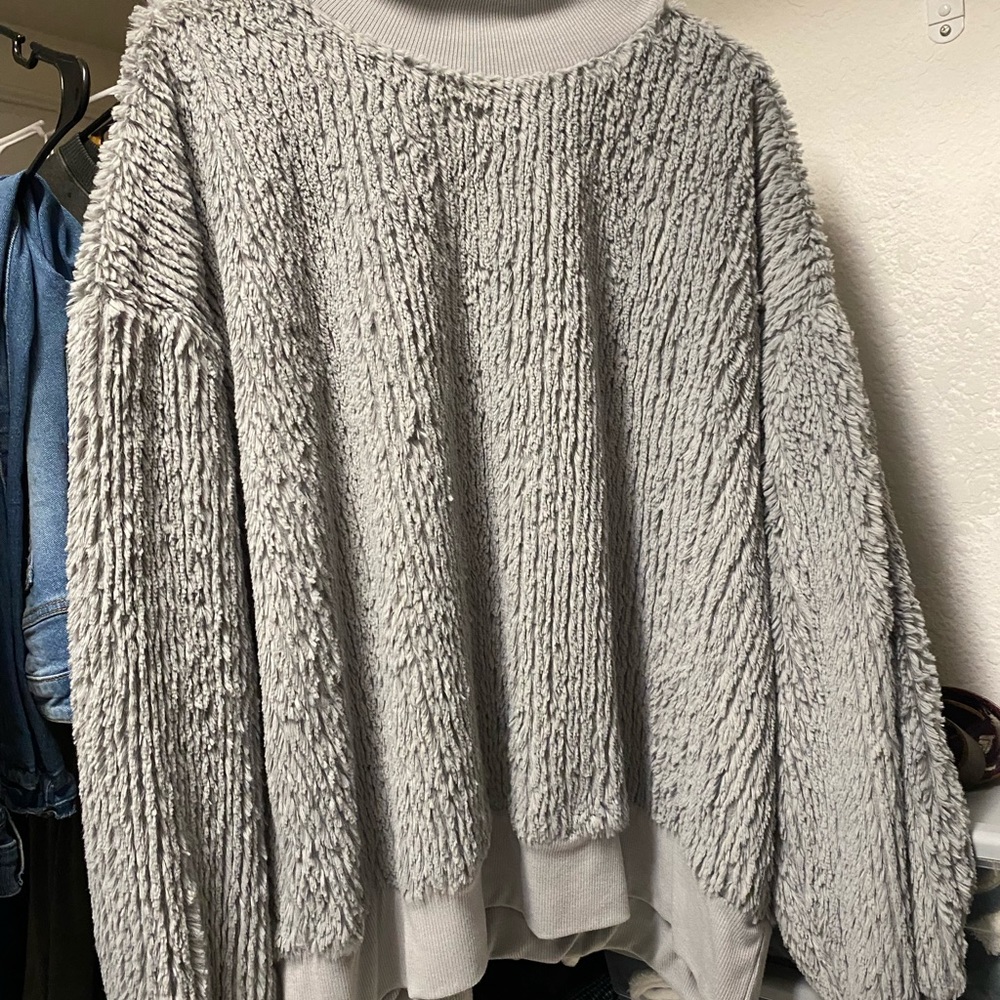 crown and ivy fluffy sweater